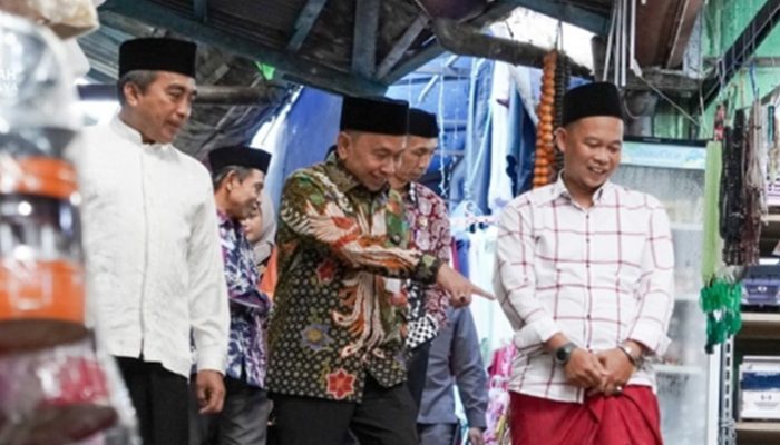 Peringatan Hari Jadi Tasikmalaya, Ziarah Pjs. Bupati Yedi Rahmat ke Pamijahan Bangkitkan Nilai Keagungan Leluhur