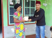 Komunitas Sinar Panjalu Bagikan Beras Gratis untuk 100 Keluarga di Desa Gereba Ciamis