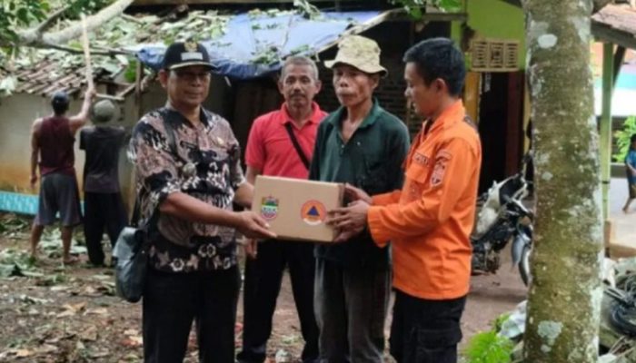 BPBD Ciamis Distribusikan Bantuan Logistik bagi Korban Bencana Alam