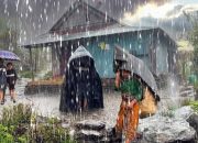 Bencana Hujan Es dan Angin Kencang Landa Ciamis, 22 Rumah Rusak dan Satu Orang Luka