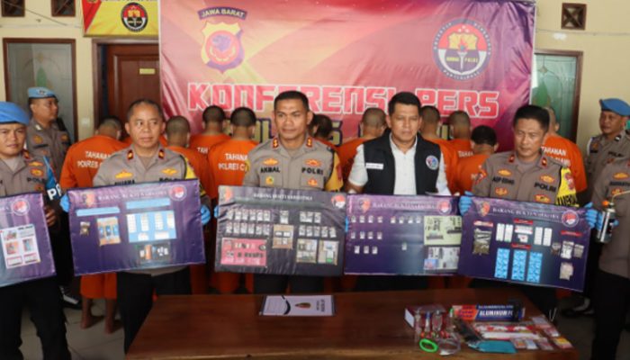 Polres Ciamis Gempur Jaringan Narkoba, 13 Tersangka Ditangkap, Barang Bukti Puluhan Gram Disita
