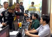Wamenaker Ngamuk, Perusahaan Tour Pekanbaru Diduga Tahan Ijazah 12 Mantan Karyawan