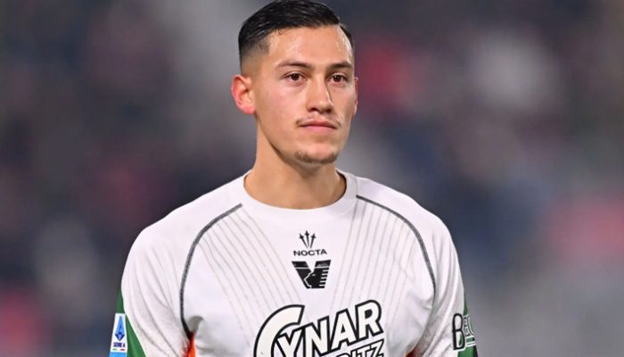 Jay Idzes Sepakat Gabung Genoa, Tekan Venezia untuk Lepas