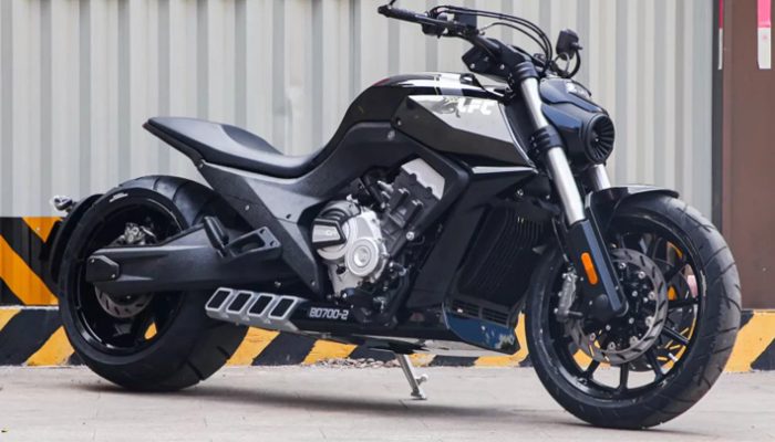 Benda LFC 700 Pro, Cruiser Futuristik dengan Ban Setebal Mobil Sport