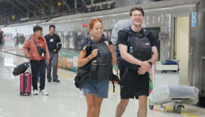 59 Ribu Turis Asing Naik Kereta Api dari Bandung Sepanjang 2025