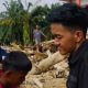 Di Tengah Puing Banjir Aceh, Anak-anak Minta Alat Berat ke Presiden