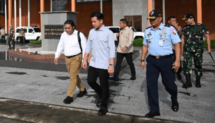 Sehari di Tasikmalaya, Wapres Gibran Tinjau Pasar, Rumah Sakit, Sekolah hingga Pesantren Berbasis AI